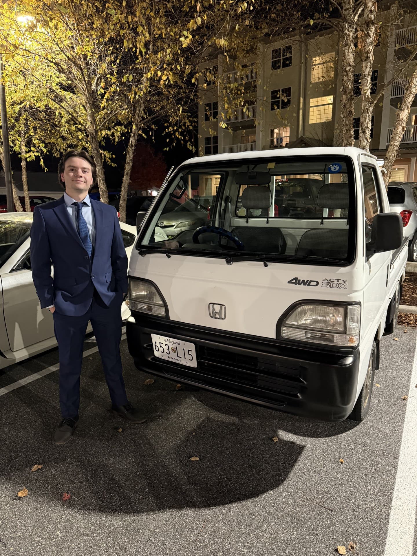 The Simply Floatin founder with his Honda Acty
