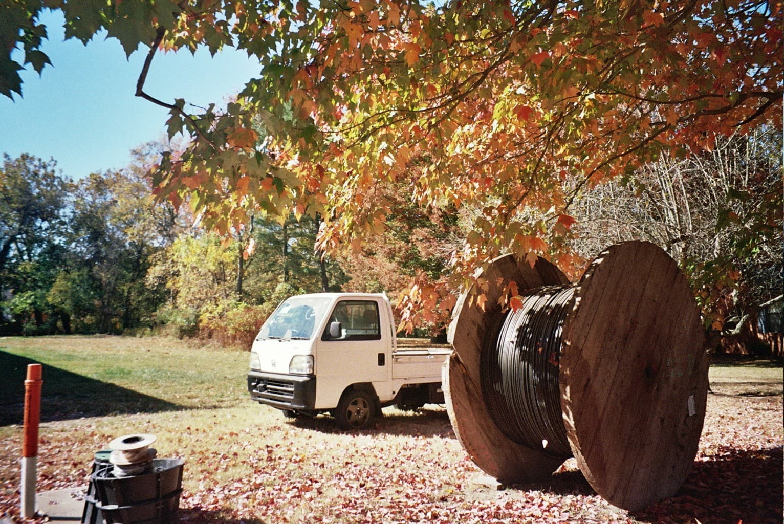A real Simply Floatin Honda Acty Kei truck