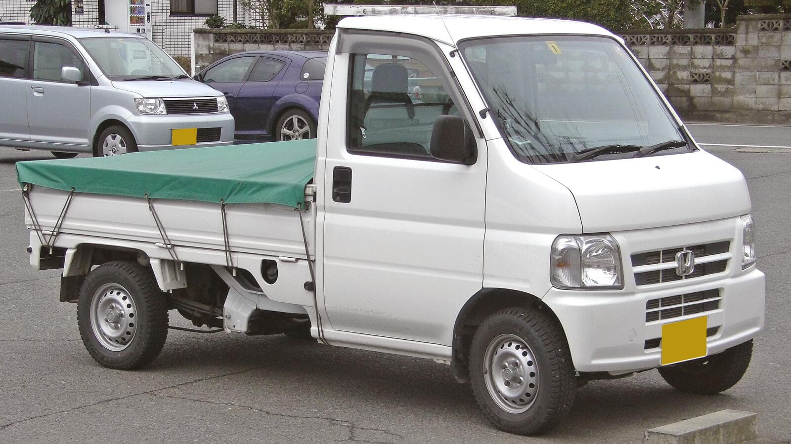 A real 1999 Honda Acty Truck - one example of the Kei trucks Simply Floatin imports (Actys, Sambars, and more)
